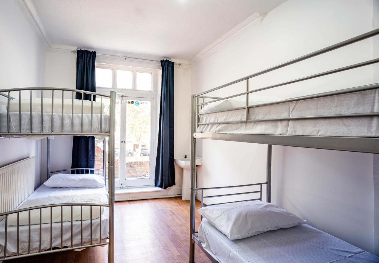 Mile End Beds Hostel London Exterior photo